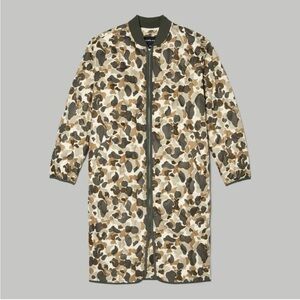 NWT Everlane Coat TheReNew Camo Puffer size S.
